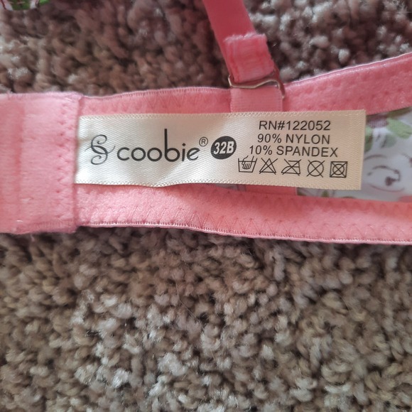 NWT Coobie 32 B Bra..  Padded Underwire, removable straps. - Picture 3 of 4